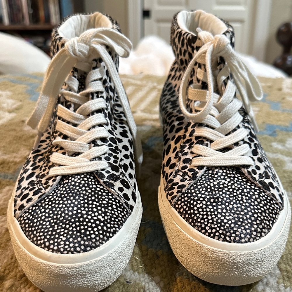 Madewell Black & White Animal Print High Top Sneaker. Size 7.5.